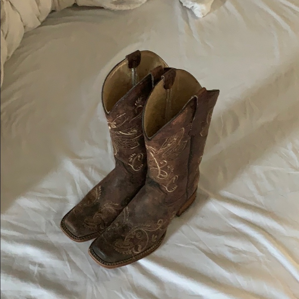 Women’s Authentic Cowgirl Boots